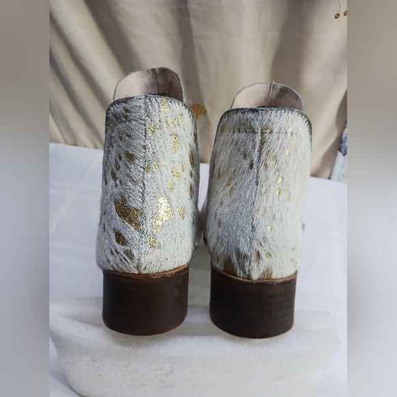 Coconuts By Matisse Pronto Cow Fur Hide Boots Gold Spots / Size 6.5M - Picture 5 of 11